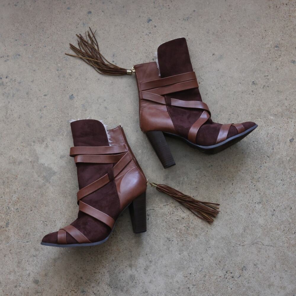Boho Western Strappy Tassel Fur Lined Heeled Boots Women’s 9.5